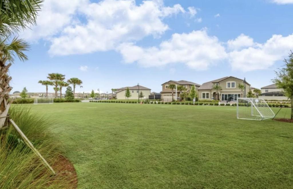 5 Bedrooms - 4,5 Bathrooms - Windsor At Westside 8928 Sa オーランド エクステリア 写真